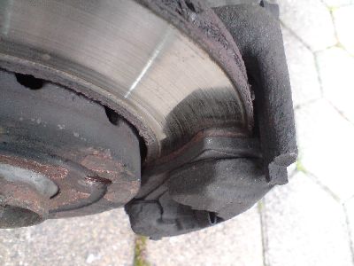Sind an meinem Auto Bremsklötze abgebrochen, abgefallen oder  manipulation? (Kabel, Bremse)